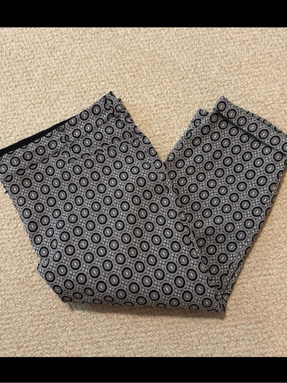 Lane Bryant Black Medallion capri - size 28
